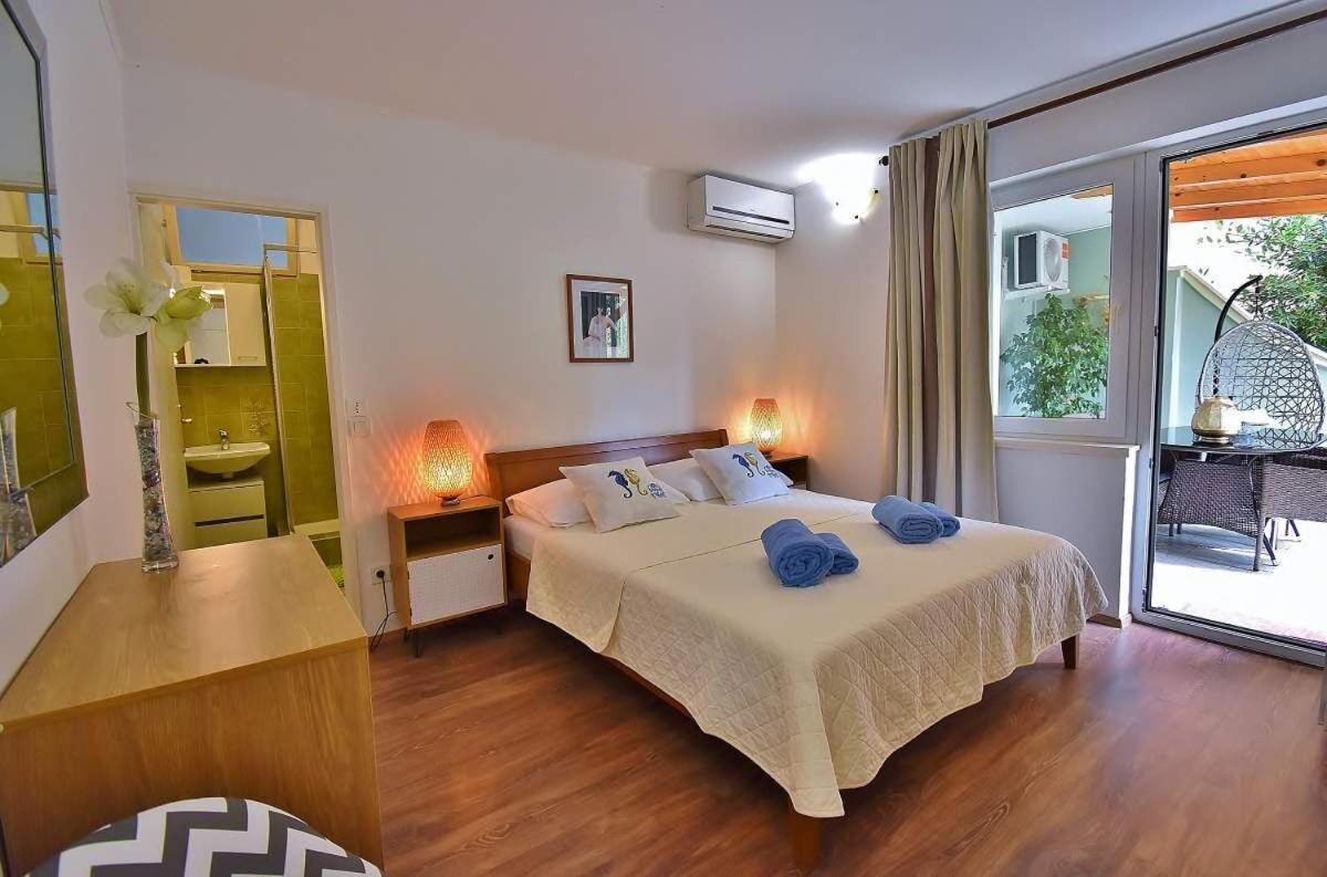 Apartments Ruzica Banjol Kültér fotó